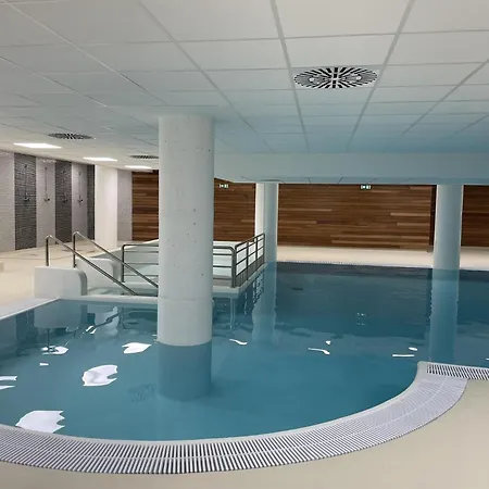 Le Portillo - Piscine - Pour 6 Personnes Mae-5223 *